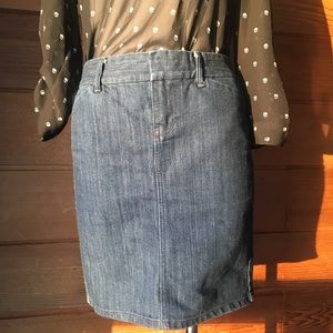 OLD NAVY 💙 Jean Skirt Pencil Dark Wash